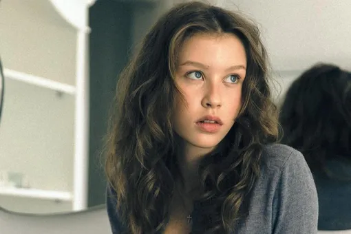 Анна Пересильд разоблачила мошенников, собирающих людей на кастинг второго сезона сериала «Слово пацана» Анна Пересильд разоблачила мошенников, собирающих людей на кастинг второго сезона сериала «Слово пацана»