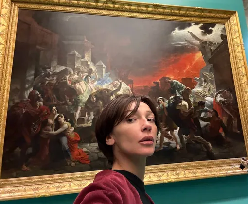 Настя Ивлеева на выставке Настя Ивлеева на выставке