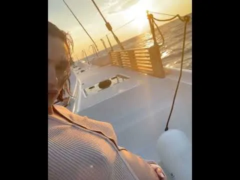Нажми и смотри