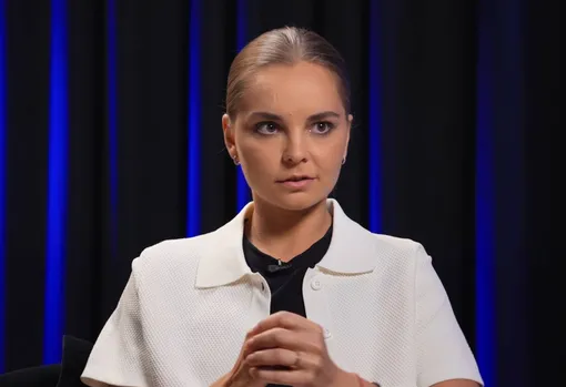 Арина Аверина убедила сестру поехать на реалити-шоу Арина Аверина убедила сестру поехать на реалити-шоу
