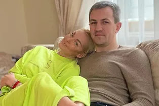 «Вы взбудоражены? Я любима»: Анастасия Волочкова впервые показала лицо бойфренда «Вы взбудоражены? Я любима»: Анастасия Волочкова впервые показала лицо бойфренда