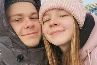 «Я хочу вступить в 2025-й словно в новую жизнь»: самая крепкая пара шоу «Беременна в 16» объявила о разрыве «Я хочу вступить в 2025-й словно в новую жизнь»: самая крепкая пара шоу «Беременна в 16» объявила о разрыве