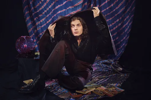 BØRNS: «В прошлой жизни я был поющим насекомым»