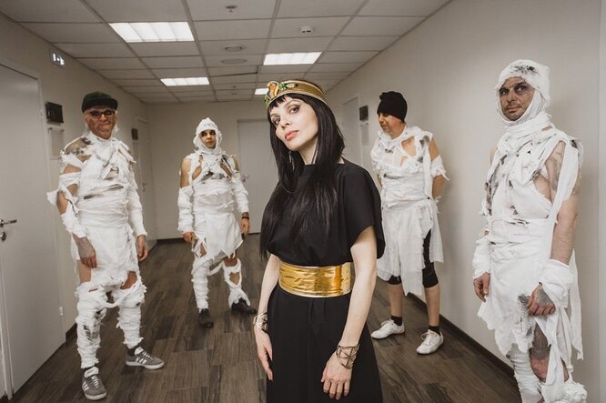 Жіңішке порно