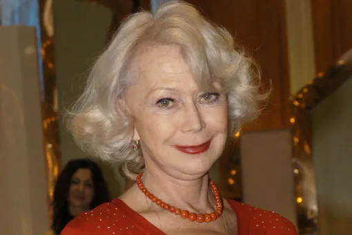 «Это советское воспитание, а не деменция»: Светлана Немоляева объяснила, почему пожилые люди верят мошенникам «Это советское воспитание, а не деменция»: Светлана Немоляева объяснила, почему пожилые люди верят мошенникам