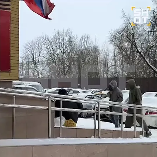 Нажми и смотри