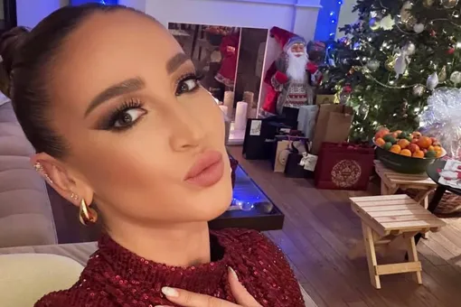 «Я обожгла палец»: Ольга Бузова пострадала под бой курантов в новогоднюю ночь. Видео! «Я обожгла палец»: Ольга Бузова пострадала под бой курантов в новогоднюю ночь. Видео!