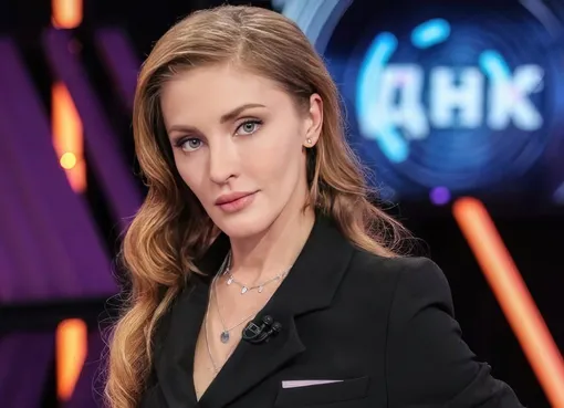 Анна Казючиц ведет шоу «ДНК» Анна Казючиц ведет шоу «ДНК»