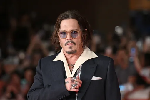 Джонни Депп разочаровался в друзьях и близких после скандала с Эмбер Хёрд