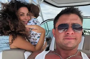 Зепюр Брутян показала умилительное домашнее видео Павла Прилучного с сыном Микаэлем Зепюр Брутян показала умилительное домашнее видео Павла Прилучного с сыном Микаэлем