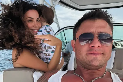 Зепюр Брутян показала умилительное домашнее видео Павла Прилучного с сыном Микаэлем Зепюр Брутян показала умилительное домашнее видео Павла Прилучного с сыном Микаэлем