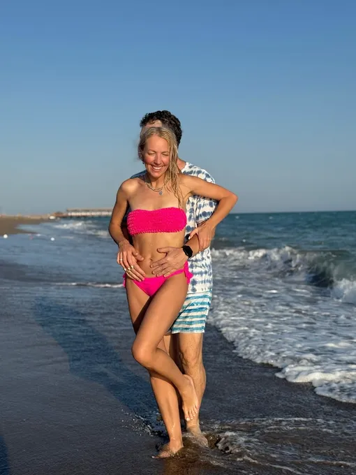 Галина Боб отдохнула на море с мужем Галина Боб отдохнула на море с мужем