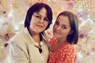 Бывшая участница шоу «Звезды в Африке» Наталия Медведева показала маму в день рождения Бывшая участница шоу «Звезды в Африке» Наталия Медведева показала маму в день рождения