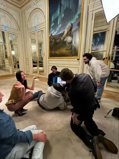 Ирина Шейк в Париже