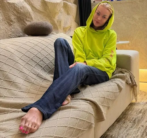 Анастасия Волочкова перенесла операцию