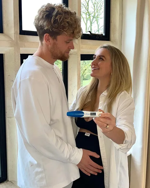 Тиффани Уотсон сообщила о второй беременности зимой