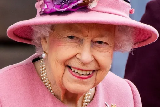 95-летняя Елизавета II заразилась коронавирусом: контактировала с больным сыном 95-летняя Елизавета II заразилась коронавирусом: контактировала с больным сыном