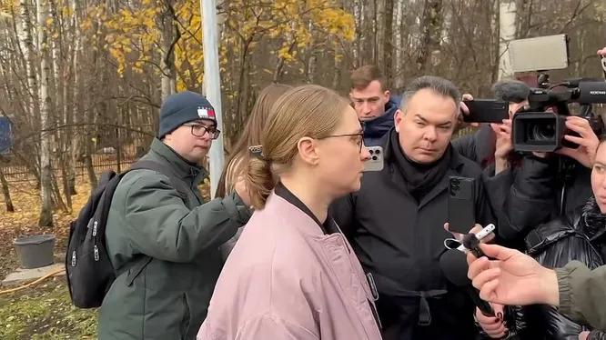 Нажми и смотри