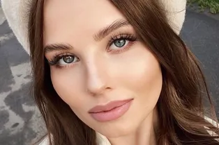 «Очень тошнило»: беременная невестка Валерии разоткровенничалась о токсикозе «Очень тошнило»: беременная невестка Валерии разоткровенничалась о токсикозе