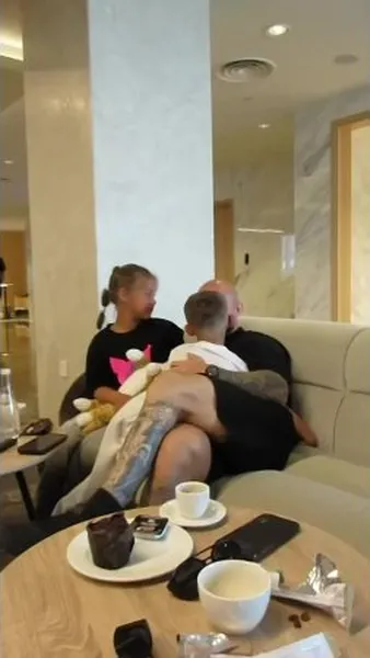 Нажми и смотри