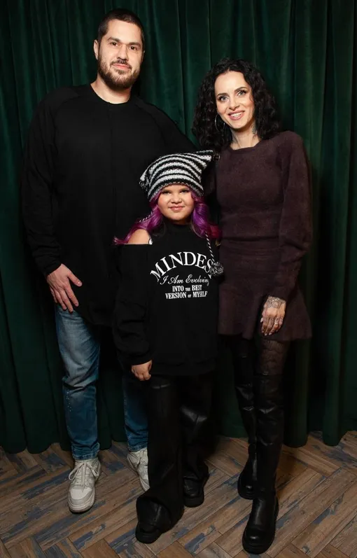 Юрий Фунтов, Лина Джебисашвили и дочь Луна