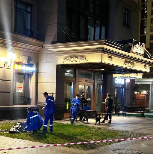 Тело Павла Начинова обнаружили под окнами элитного ЖК на северо-западе Москвы Тело Павла Начинова обнаружили под окнами элитного ЖК на северо-западе Москвы