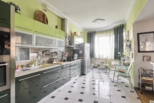 Квартира Ларисы Долиной в Хамовниках