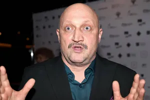 «Я испытал панику»: Гоша Куценко чуть не задохнулся на съемках фильма «Последний богатырь. Колобок» «Я испытал панику»: Гоша Куценко чуть не задохнулся на съемках фильма «Последний богатырь. Колобок»
