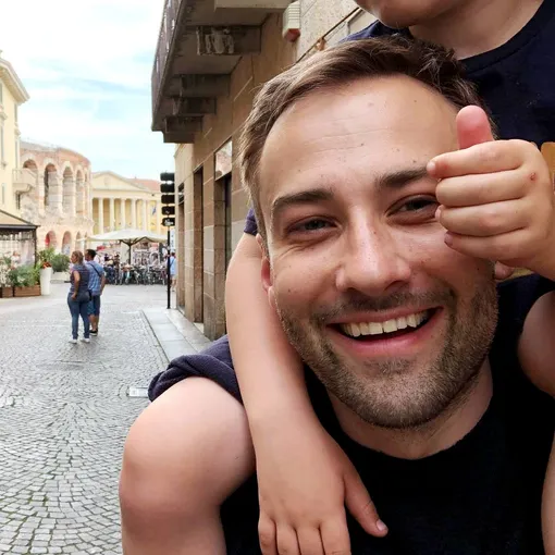 Дмитрий Шепелев скрывает сына от публики