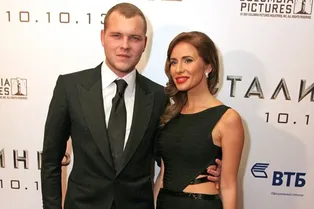 «В новый год свободными людьми»: Сергей Бондарчук его жена Тата подали на развод «В новый год свободными людьми»: Сергей Бондарчук его жена Тата подали на развод