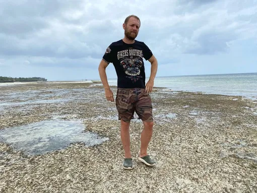 Денис признался, что хотел бы встретиться с отчимом