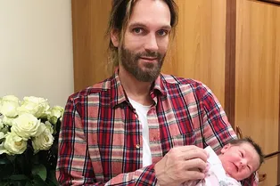 Молодая жена Томаса Невергрина родила девочку: первые фото малышки Молодая жена Томаса Невергрина родила девочку: первые фото малышки