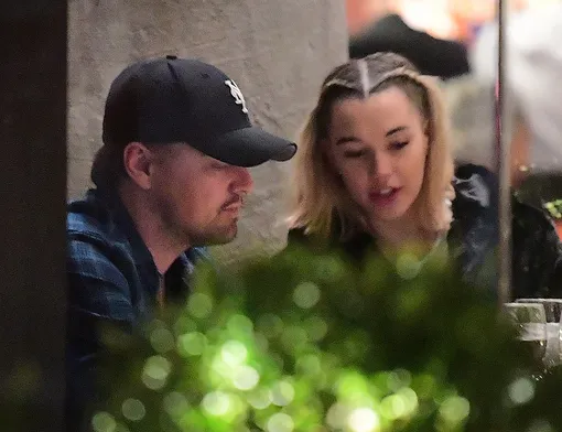 Леонардо Ди Каприо и Сара СнайдерS