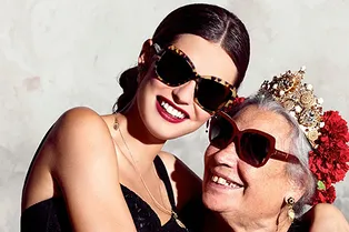 Dolce & Gabbana представили весенне-летнюю кампанию аксессуаров Dolce & Gabbana представили весенне-летнюю кампанию аксессуаров
