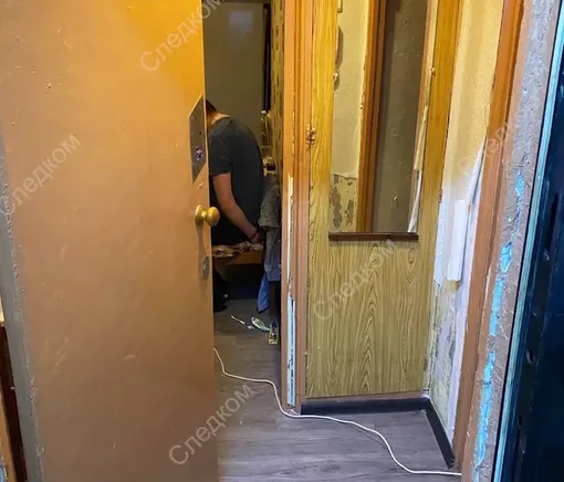 Задержанный Сергей в квартире Натальи