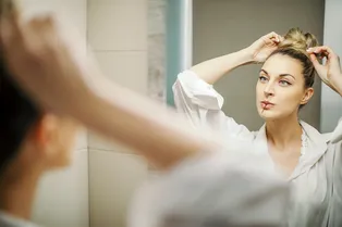 Как сделать классический пучок: простой и рабочий метод для любого типа волос