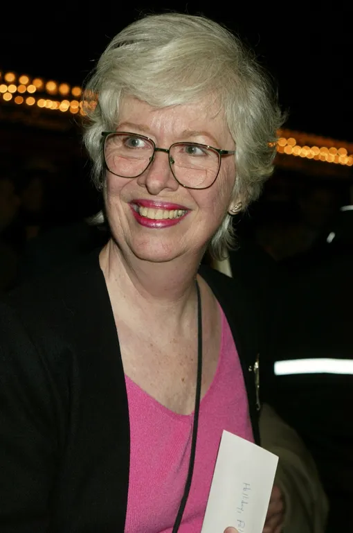 Полли Холлидей умерла от пневмонии