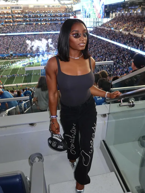 Симона Байлз рассказала о пластике Симона Байлз рассказала о пластике