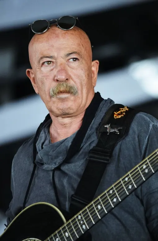 Александр Розенбаум высказался о желтой прессе Александр Розенбаум высказался о желтой прессе