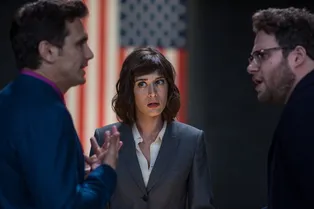 В Нью-Йорке отменили премьеру скандального «Интервью» В Нью-Йорке отменили премьеру скандального «Интервью»