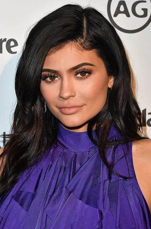 знаменитости с щеками