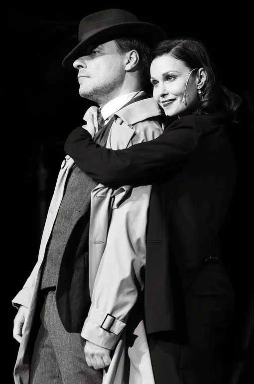 Евгений Цыганов и Александра Урсуляк играют главные роли в спектакле