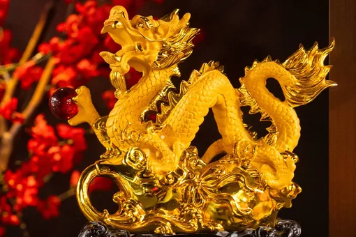 Победителем первого в истории шоу «Сокровища императора» состязания журналистов стала пара из Москвы и Екатеринбурга