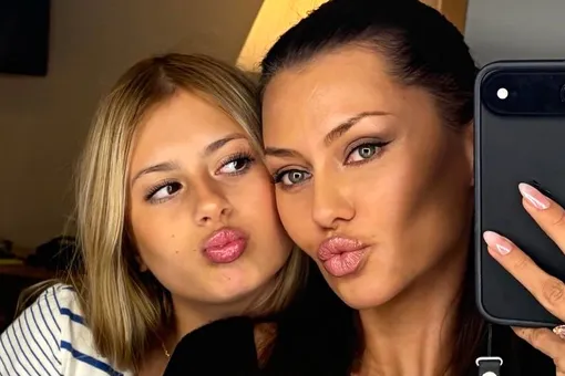 «Я расстроилась. Ты была такая страшная!»: Виктория Боня считала, что ее дочь подменили в роддоме «Я расстроилась. Ты была такая страшная!»: Виктория Боня считала, что ее дочь подменили в роддоме