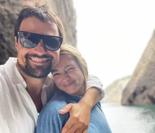 Данила Козловский и Оксана Акиньшина на отдыхе в сентябре 2025 г.