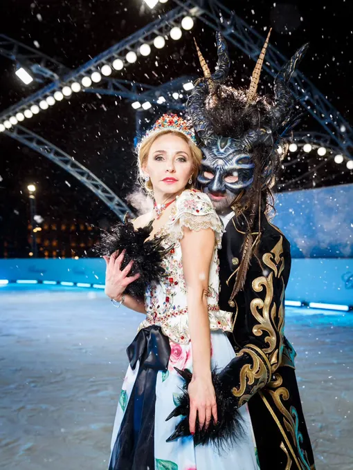 Татьяна Навка и Петр Чернышев на льду Татьяна Навка и Петр Чернышев на льду