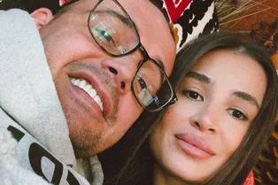 «Я и мой фанат»: невеста Гуфа с юмором высказалась об их отношениях «Я и мой фанат»: невеста Гуфа с юмором высказалась об их отношениях