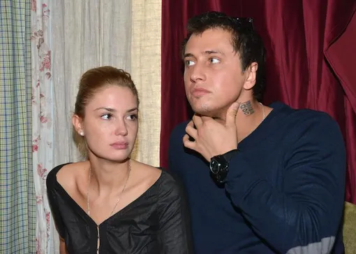 Агата Муцениеце защищала мужа Агата Муцениеце защищала мужа