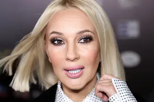 «Привезли всю разбитую в хлам»: онлайн-шопинг Леры Кудрявцевой рассмешил звезд