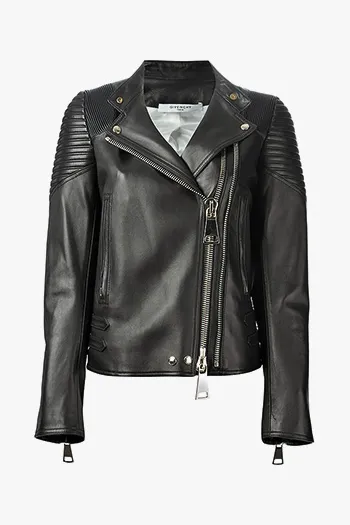 Givenchy, 272 449 руб.